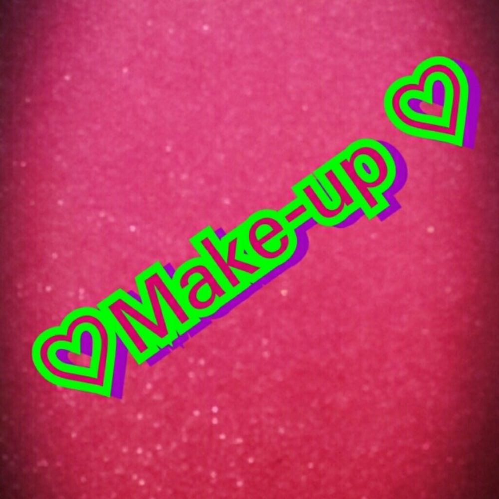 ALL MAKEUP 💄 AND ACCESSORIES!.